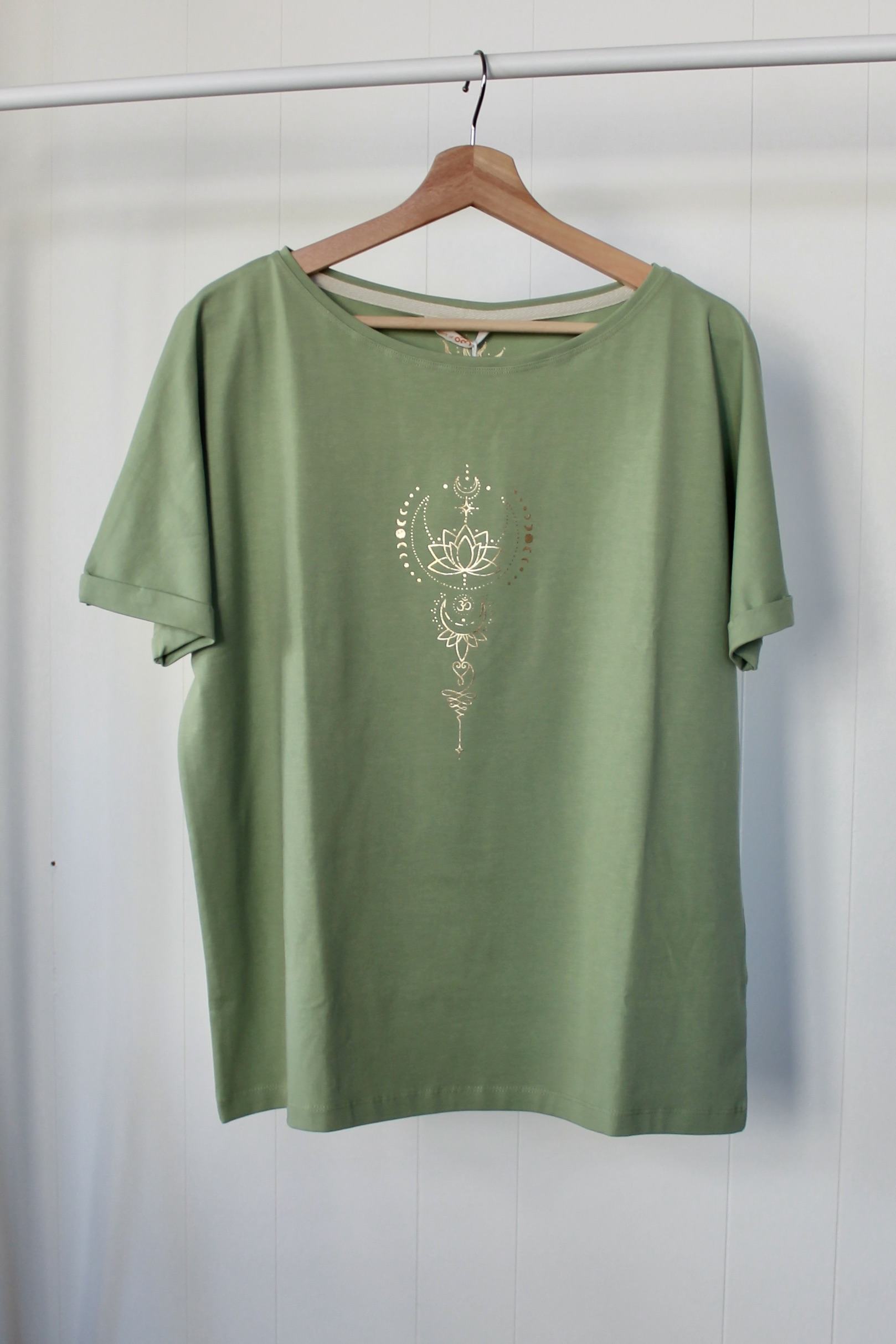 T-shirt - Eka Padma
